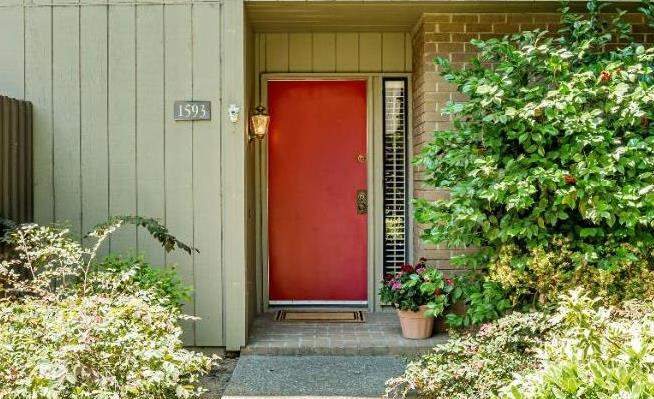 1593 University Avenue, Sacramento, CA 95825