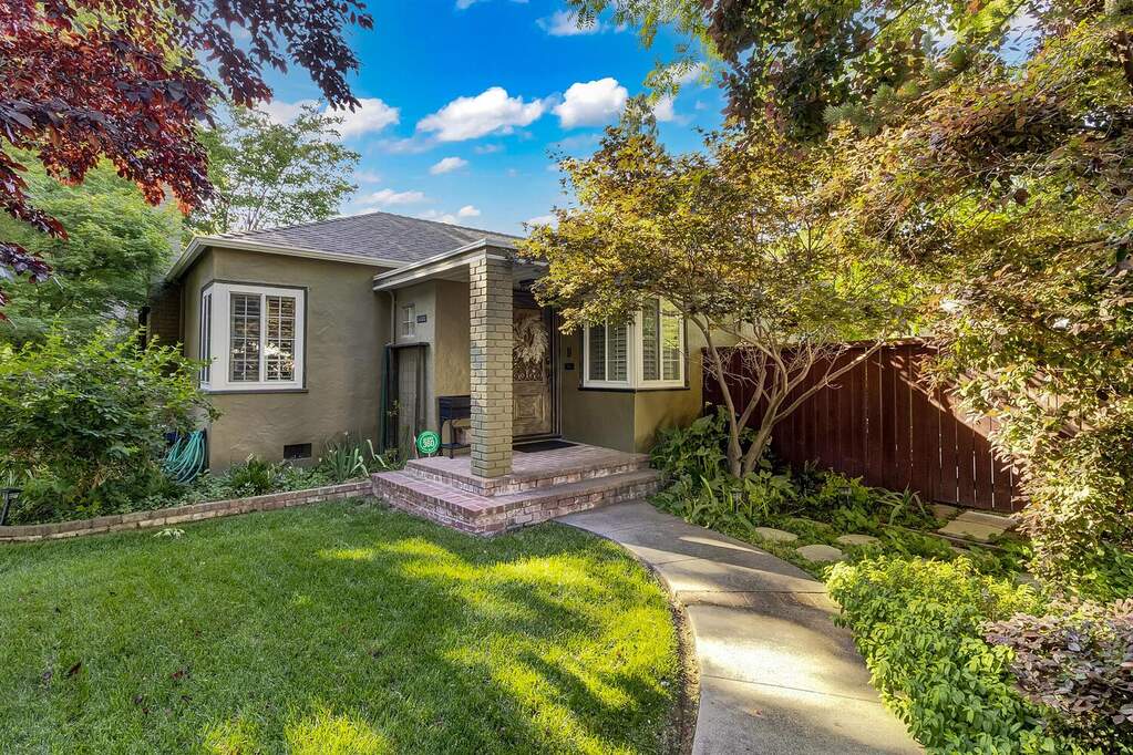 1621 Vallejo Way, Sacramento, CA 95818