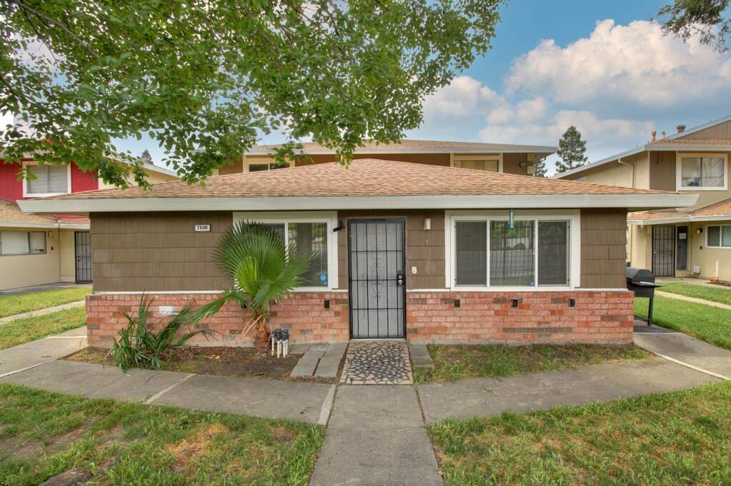 7400 Franklin Boulevard #1, Sacramento, CA 95823