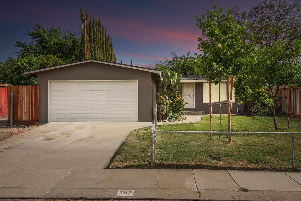 252 W 20th Street, Tracy, CA 95376