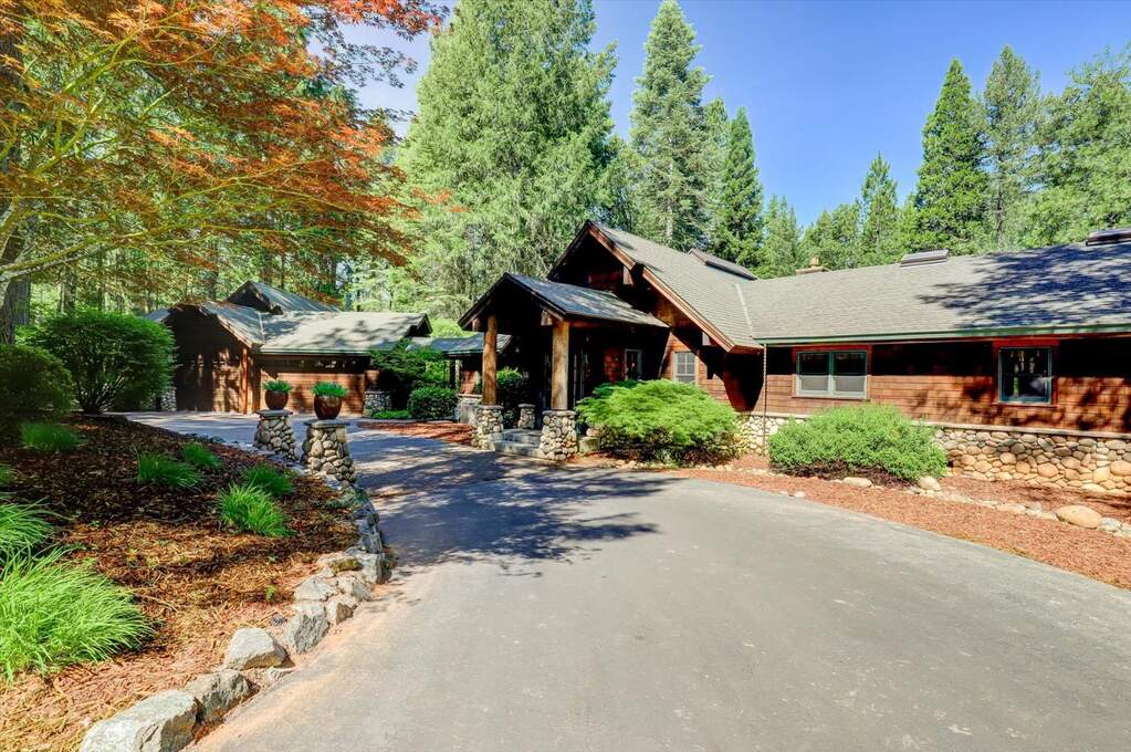 10499 Jasper Agate Court, Nevada City, CA 95959