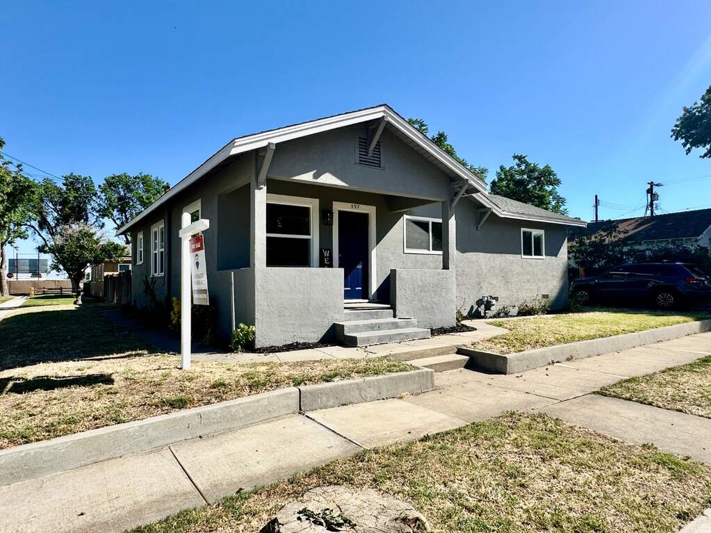597 1st Avenue, Gustine, CA 95322