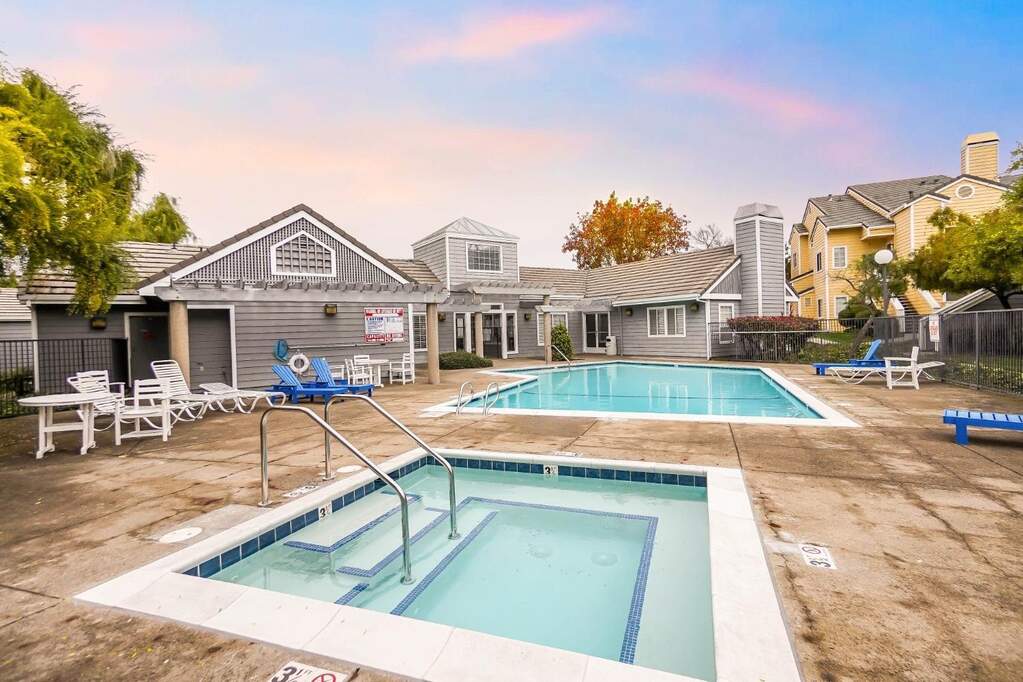 709 Waterford, Pinole, CA 94564