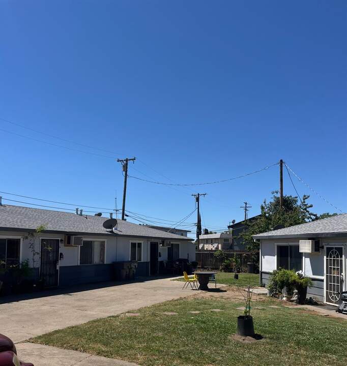 205-207 Hickory Street, Roseville, CA 95678