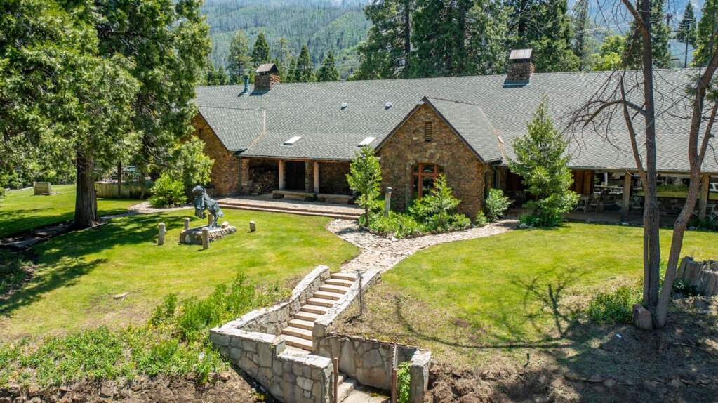 1699 Nelson Drive, Camp Nelson, CA 93265