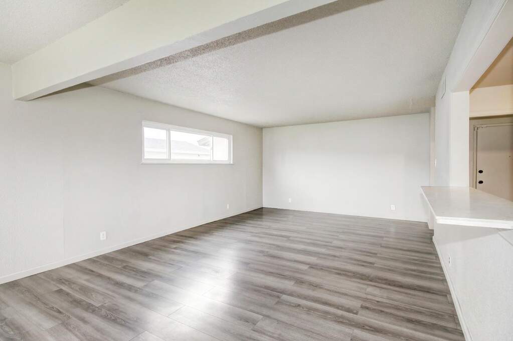 7585 Twilight Drive, Sacramento, CA 95822