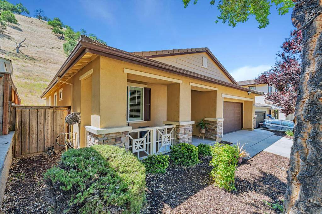 9092 Golf Canyon Drive, Patterson, CA 95363