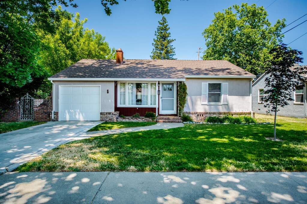 5 Casa Linda Drive, Woodland, CA 95695