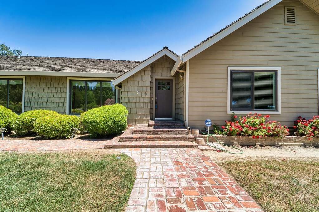 2131 Walnut Street, Sutter, CA 95982