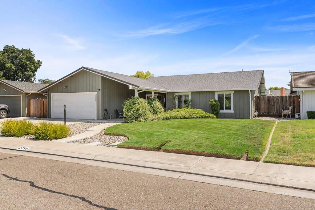 2734 Fallenleaf Drive, Stockton, CA 95209