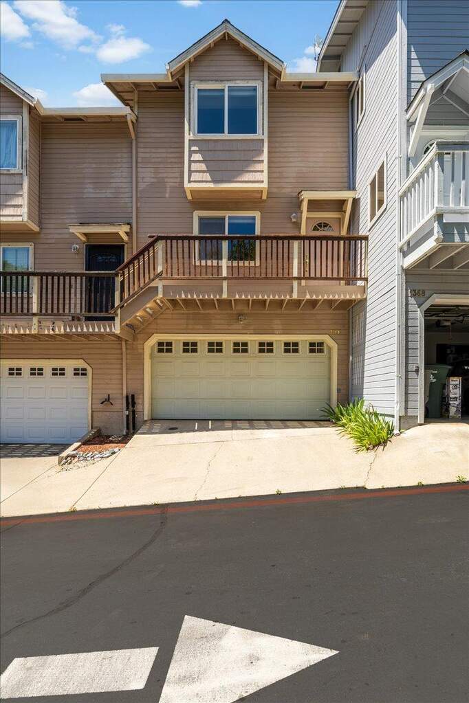 1366 Oak Ridge Drive, Colfax, CA 95713