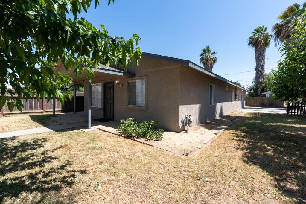 9566 E Broadway Street, Planada, CA 95365