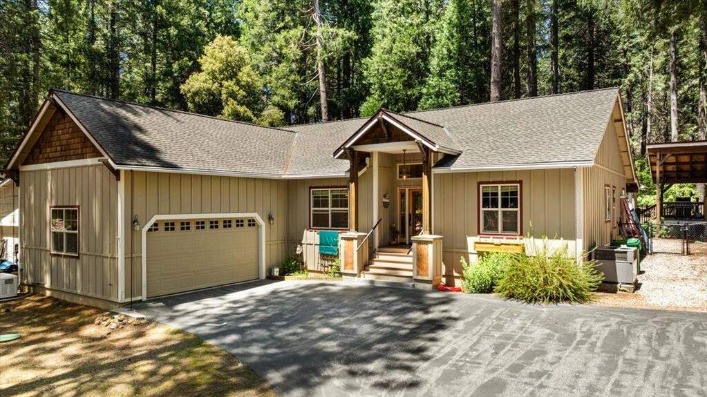 15084 Lake Lane, Nevada City, CA 95959