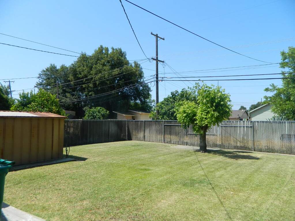 1735 N Sierra Nevada Street, Stockton, CA 95205