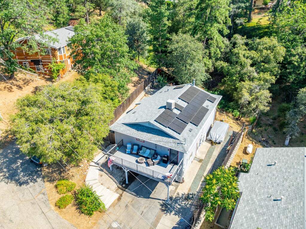111 W Oak Hill Drive, Colfax, CA 95713