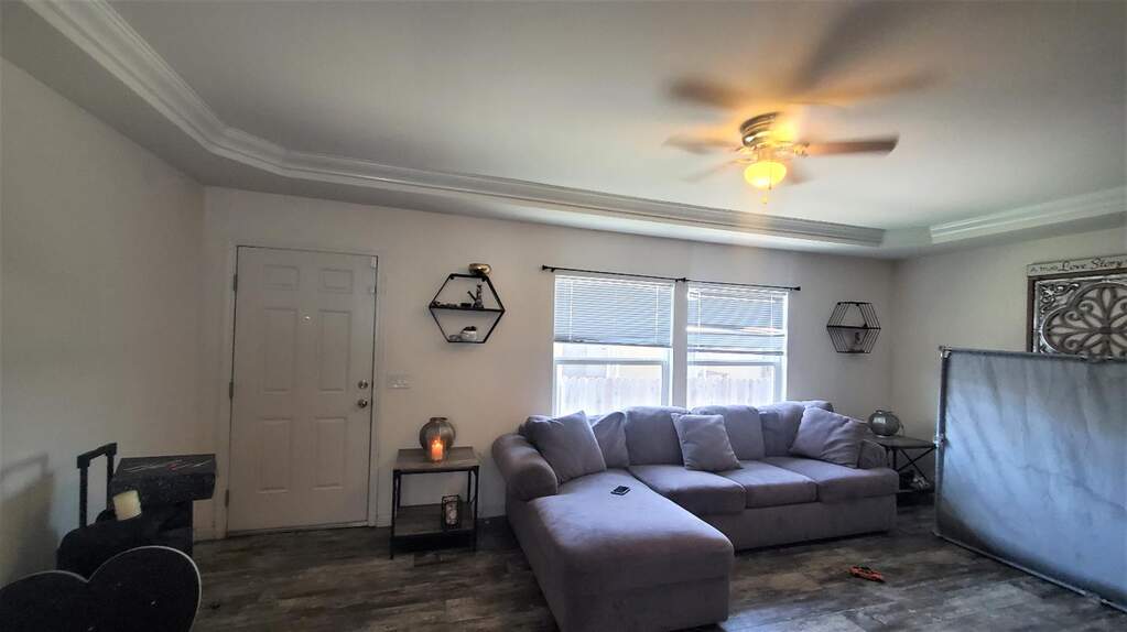 1624 S Highway 99 Rd #19, Manteca, CA 95336
