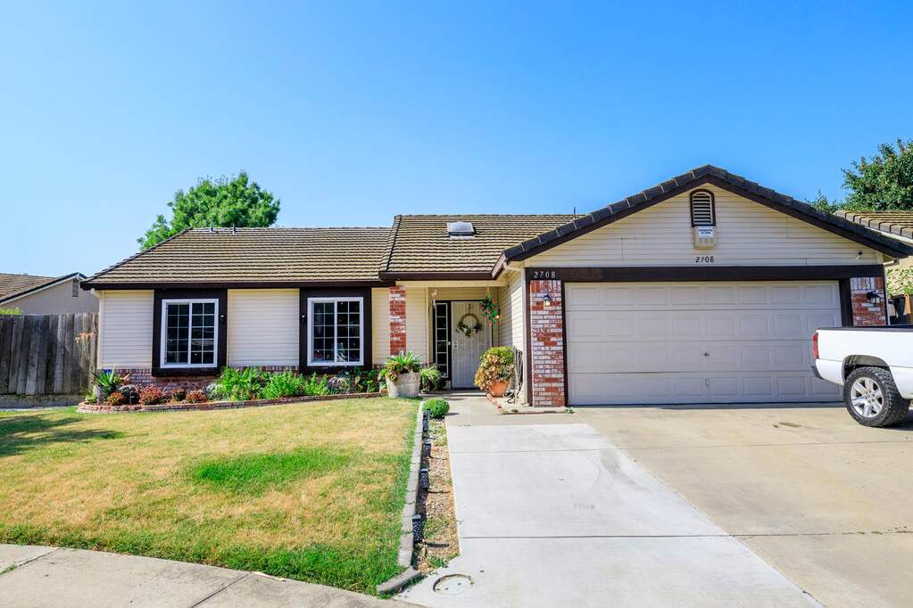 2708 Melanie Court, Ceres, CA 95307