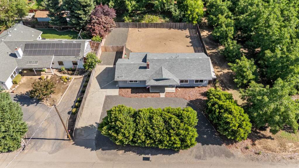 1954 Durham Dayton Hwy, Durham, CA 95938