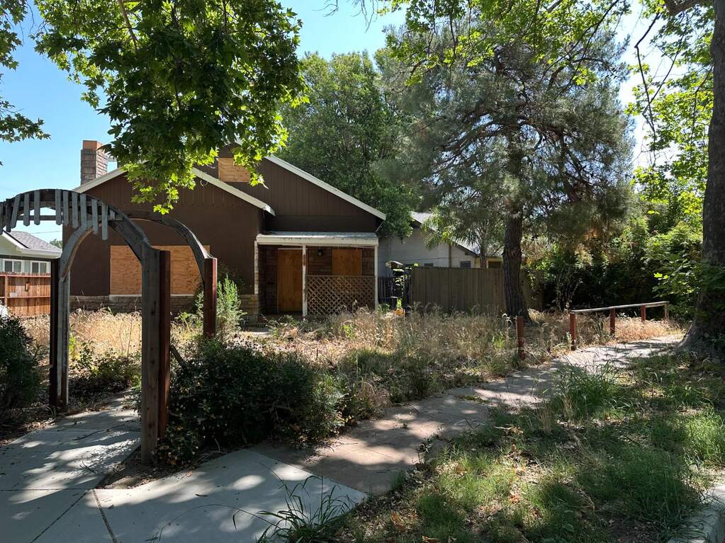 110 Circle Street, West Sacramento, CA 95691