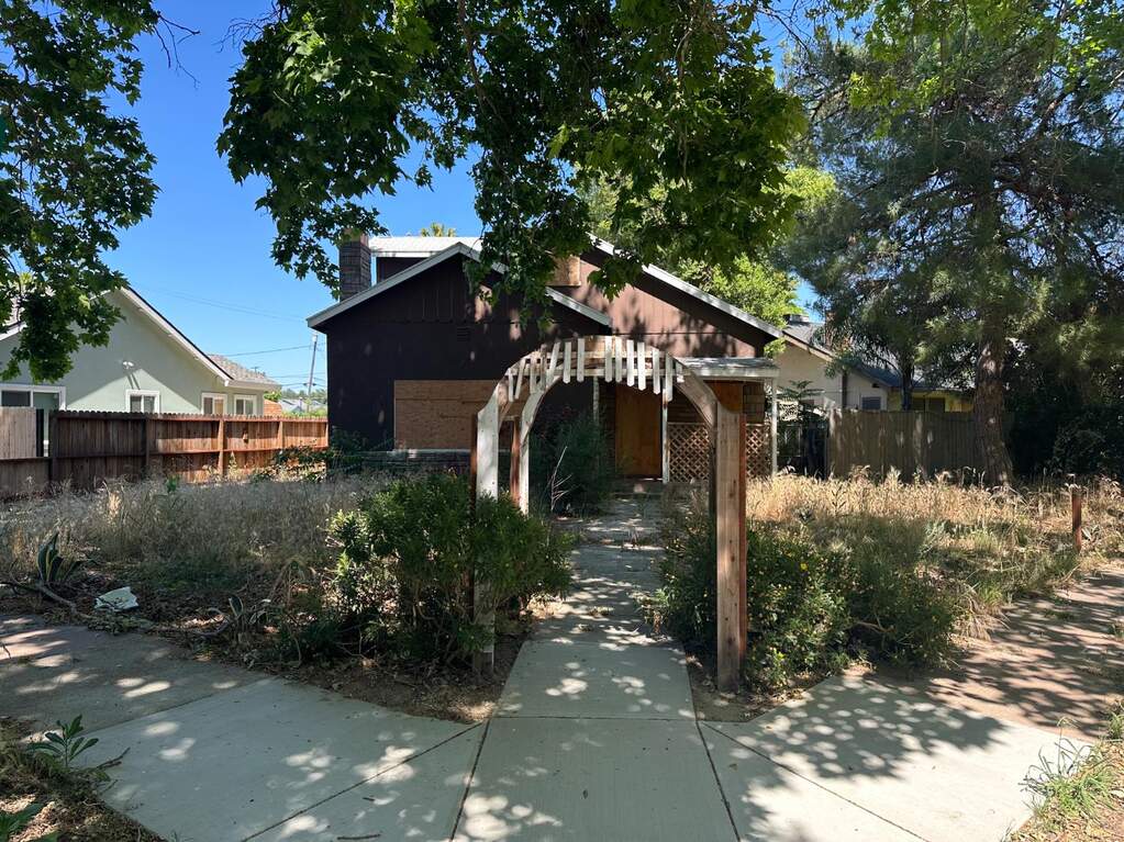 110 Circle Street, West Sacramento, CA 95691