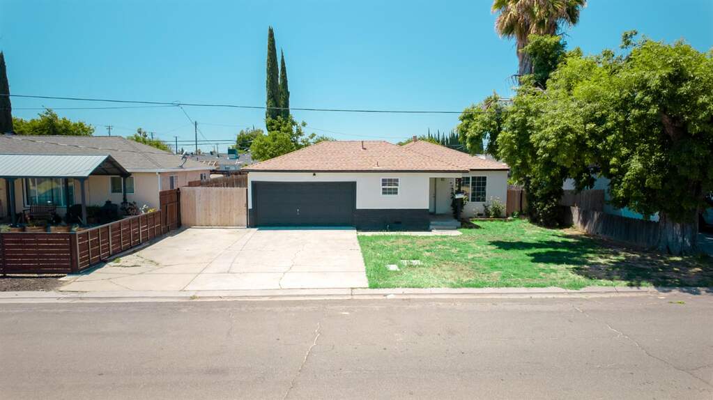 2417 Louise Avenue, Ceres, CA 95307