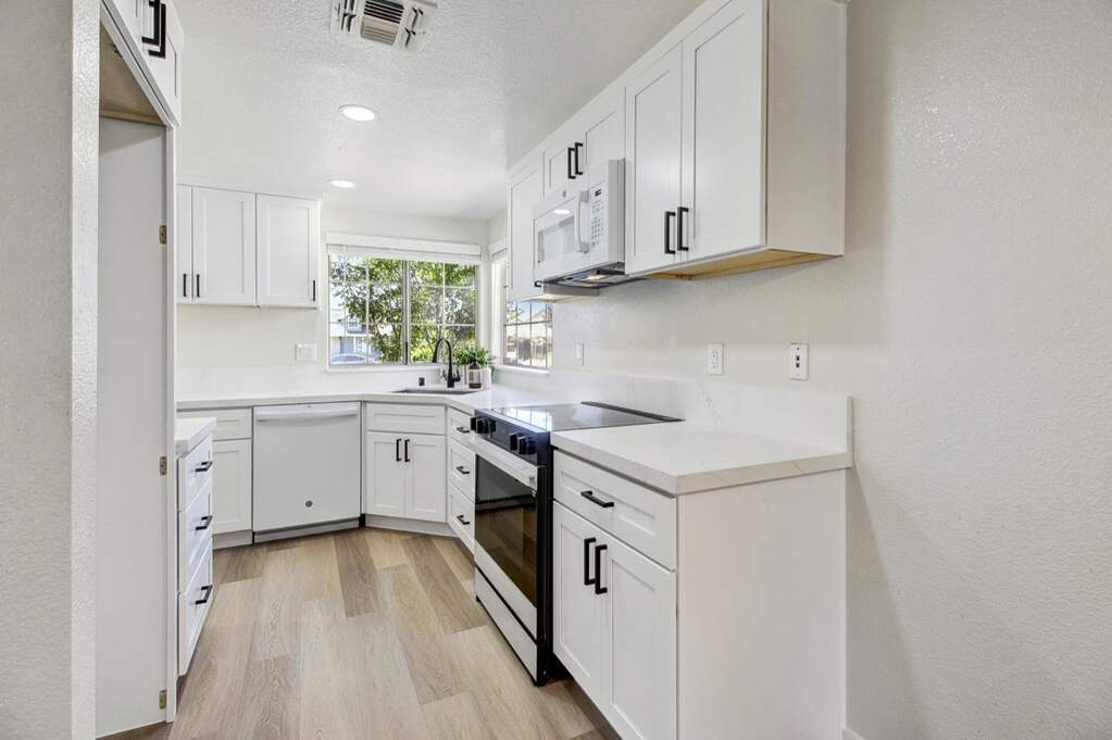 8135 Traver Court, Sacramento, CA 95828