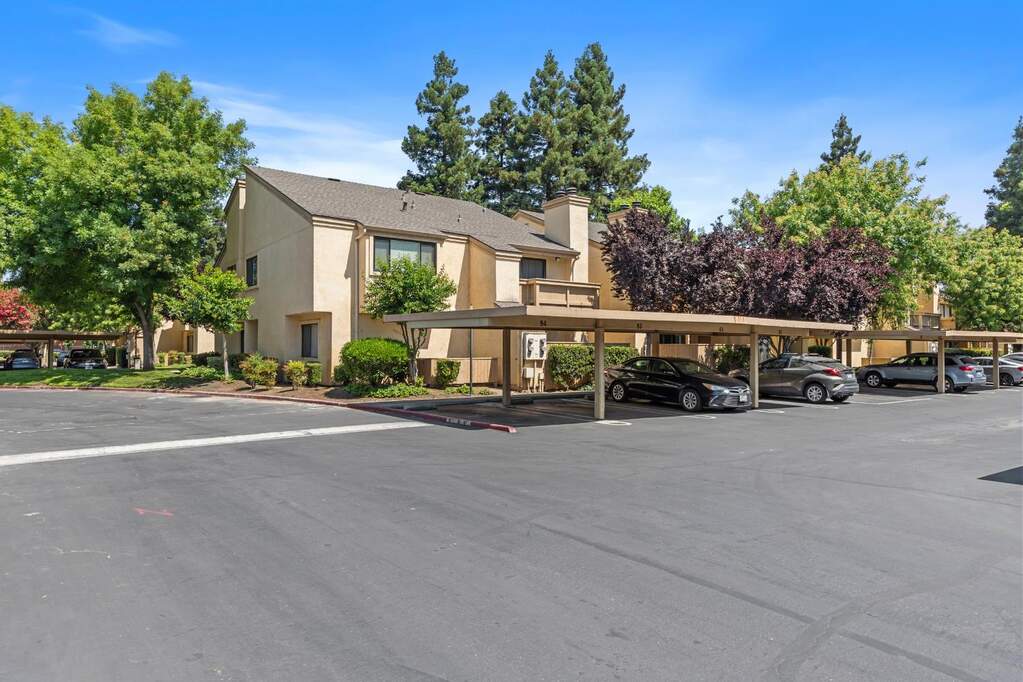 3424 Vintage Drive #142, Modesto, CA 95356