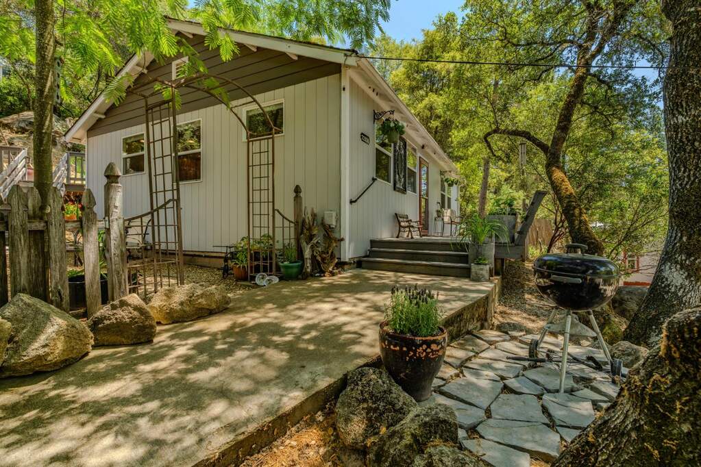 22930 Pigeon Trail, River Pines, CA 95675