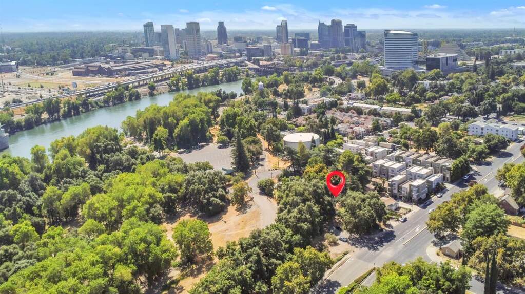 417 A, West Sacramento, CA 95605