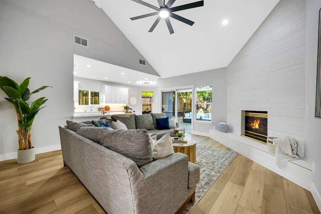 6911 Fallsbrook Court, Granite Bay, CA 95746