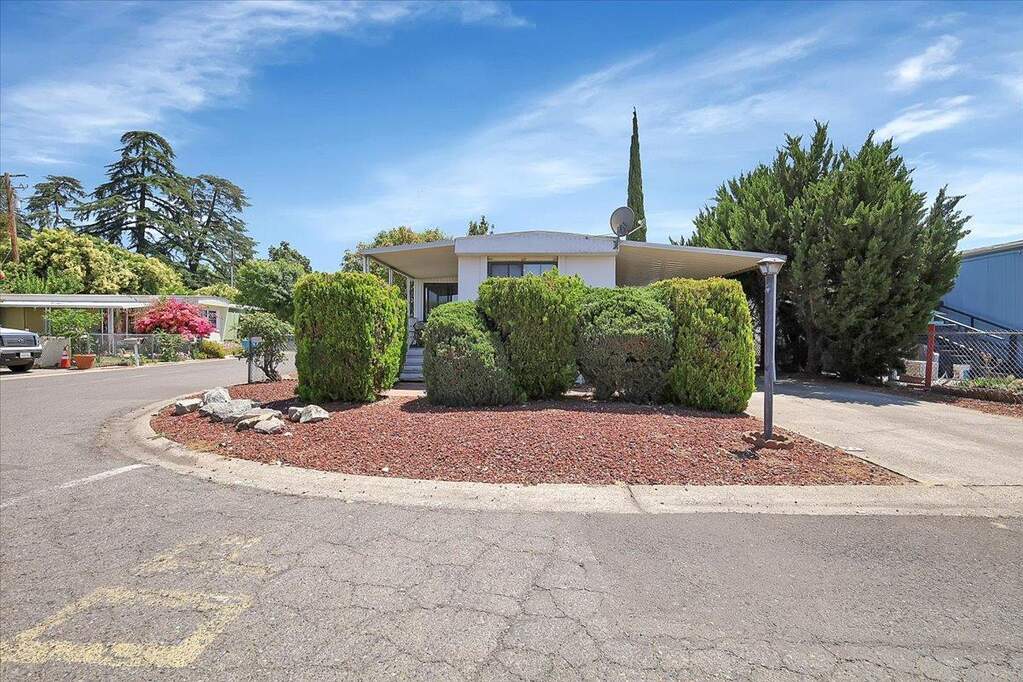 2160 Live Oak Boulevard #60, Yuba City, CA 95991 | MLS# 225079849