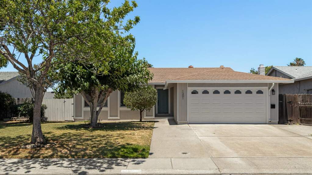 1301 Rusher Street, Tracy, CA 95376