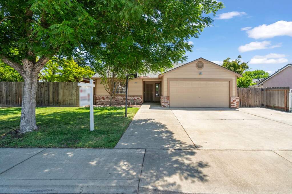 2900 Porsche Strasse, Turlock, CA 95382