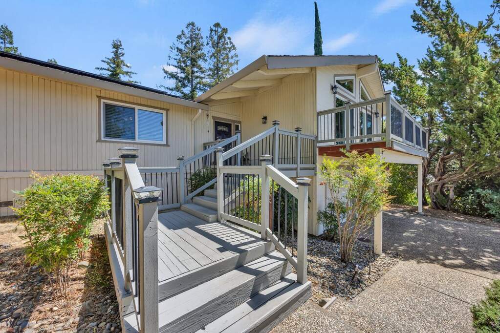 2867 Cornada Court, Cameron Park, CA 95682