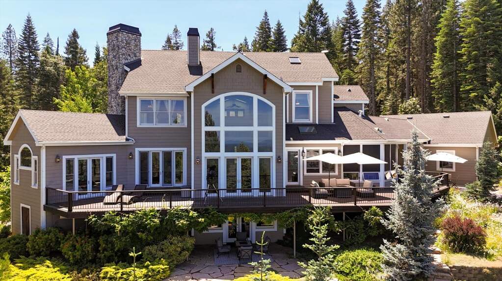 10112 Old Blue Road, Nevada City, CA 95959