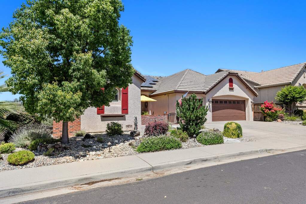 565 Sawka Drive, Auburn, CA 95603