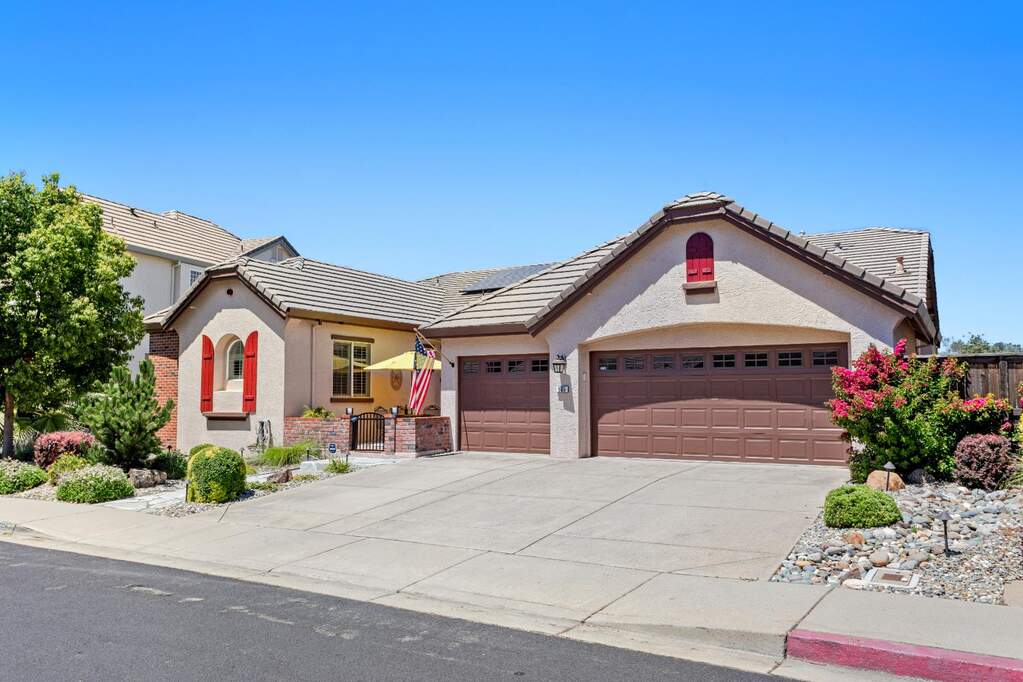 565 Sawka Drive, Auburn, CA 95603