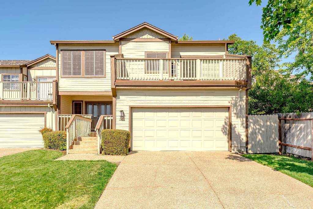 1137 Lantern View Drive #16, Auburn, CA 95603