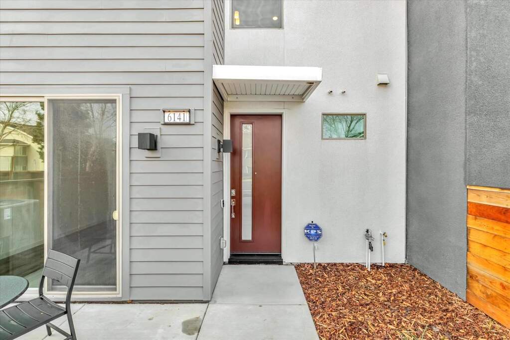 6141 Bridgecross Drive, Sacramento, CA 95835