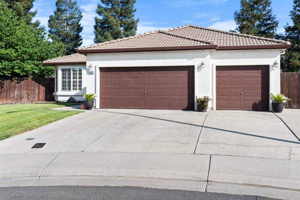 4935 Half Dome Court, Stockton, CA 95212
