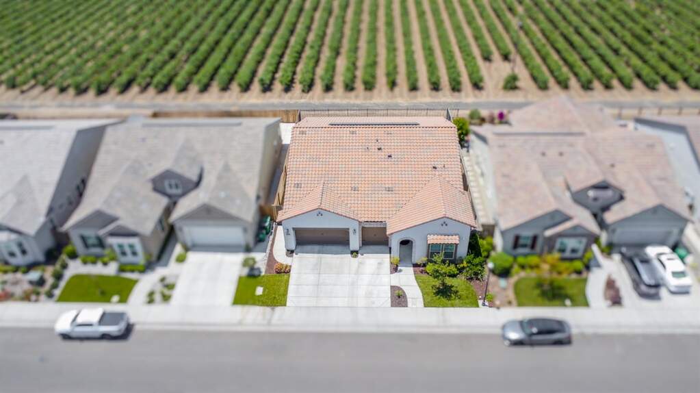 1545 Marigold Way, Lodi, CA 95242