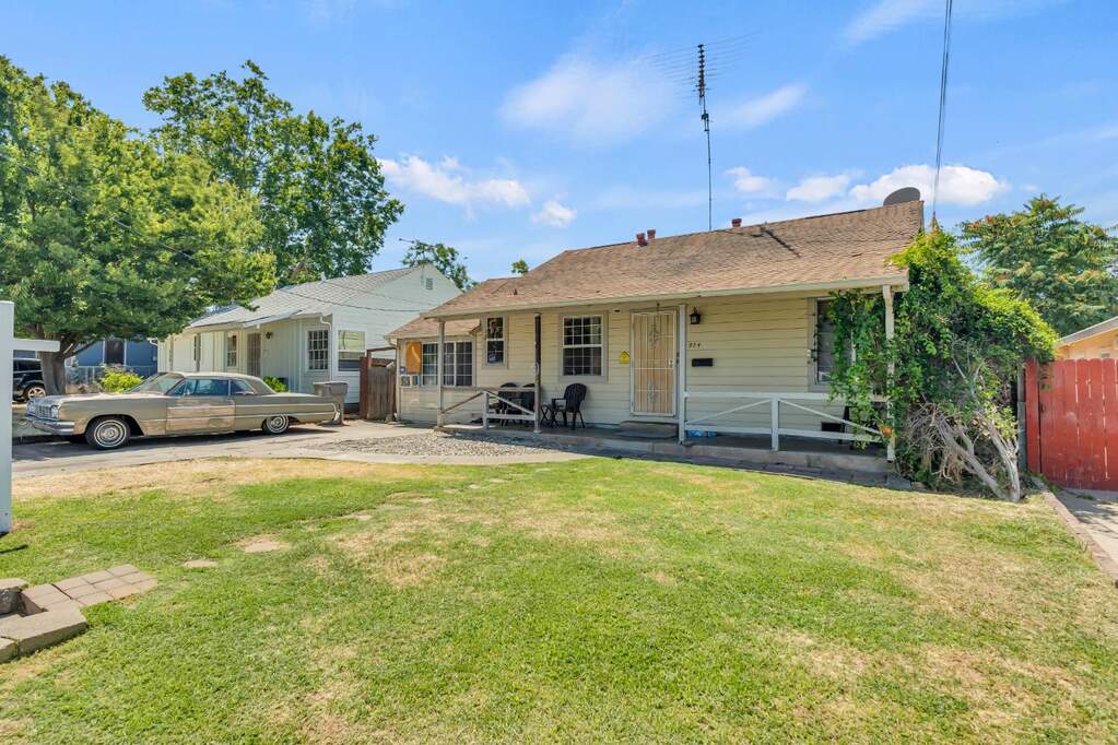 974 Acacia Avenue, Sacramento, CA 95815