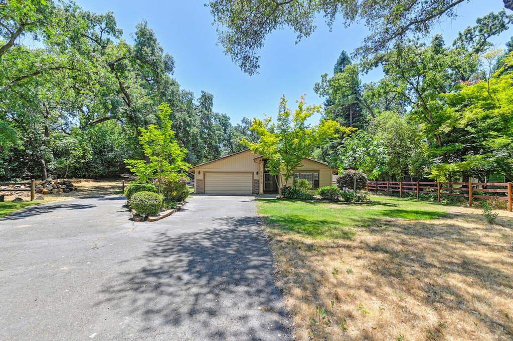 9070 Tudsbury Road, Loomis, CA 95650