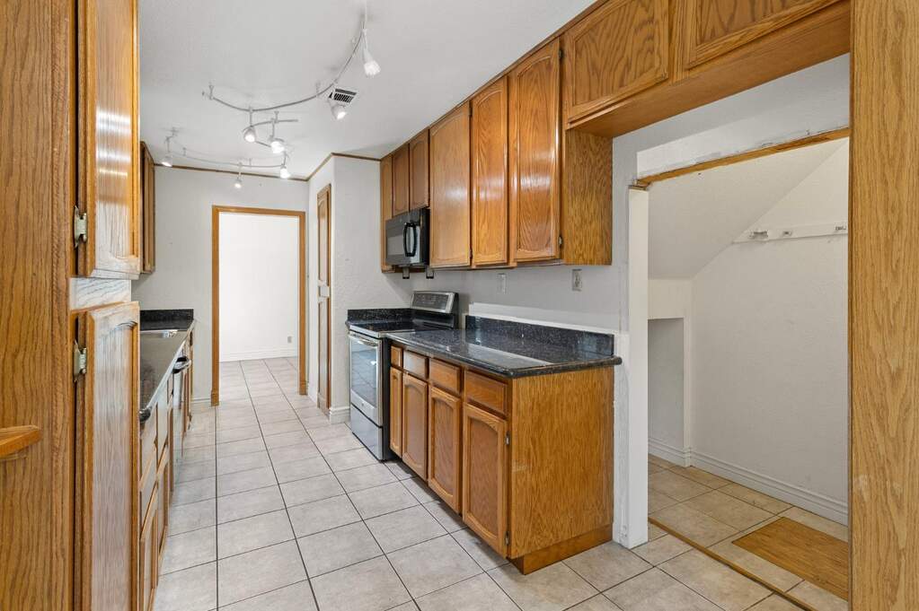 810 N O Street, Livermore, CA 94551