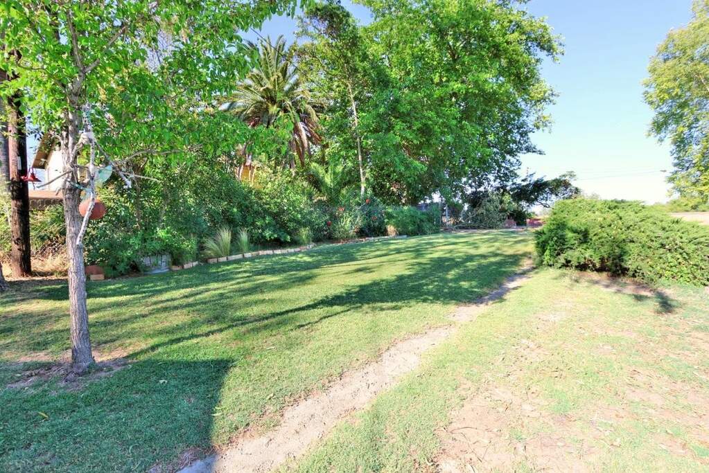 7301 E Levee Road, Rio Linda, CA 95673