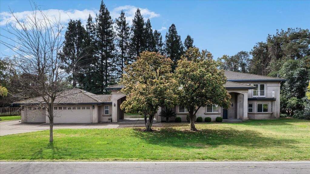 5242 E Hildreth Lane, Stockton, CA 95212