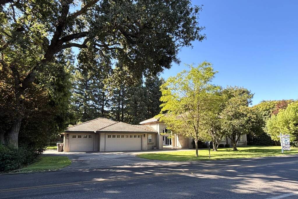 5242 E Hildreth Lane, Stockton, CA 95212