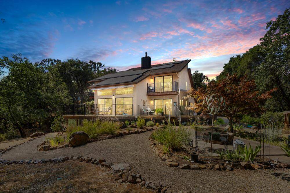16770 Surrey Court, Sutter Creek, CA 95685