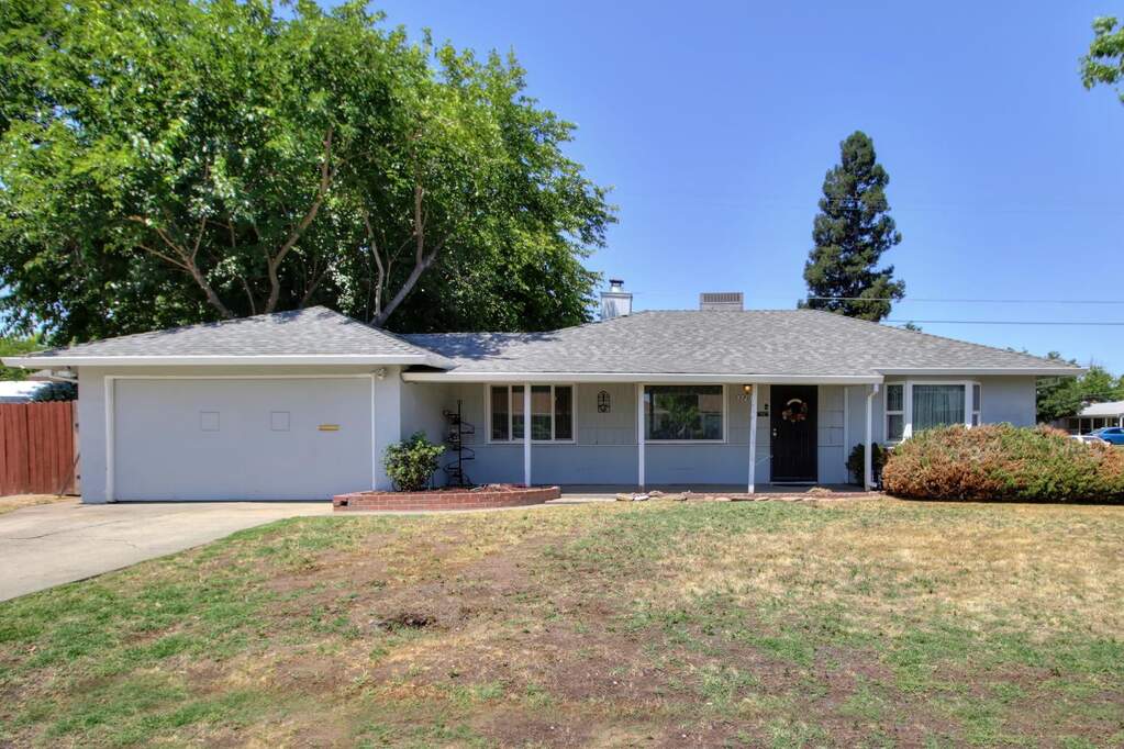 3709 Don Julio Boulevard, North Highlands, CA 95660