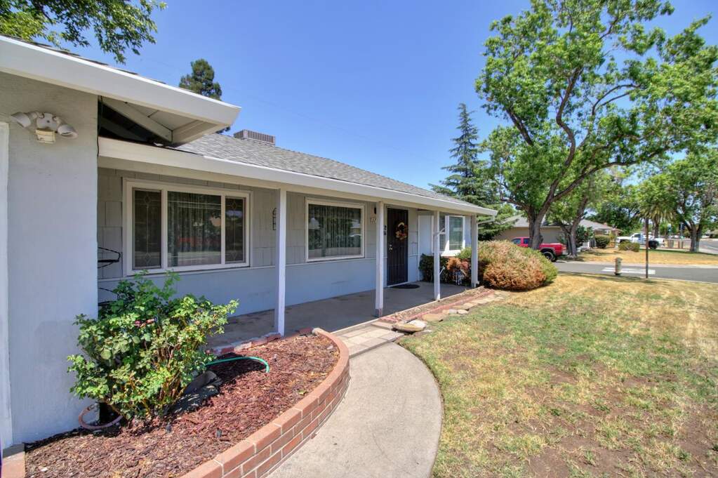 3709 Don Julio Boulevard, North Highlands, CA 95660